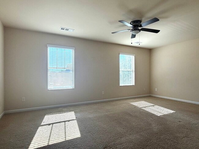 Building Photo - 8 Thimbleberry Dr