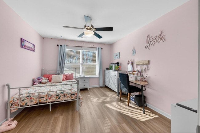 Building Photo - 105 Crossandra Ave