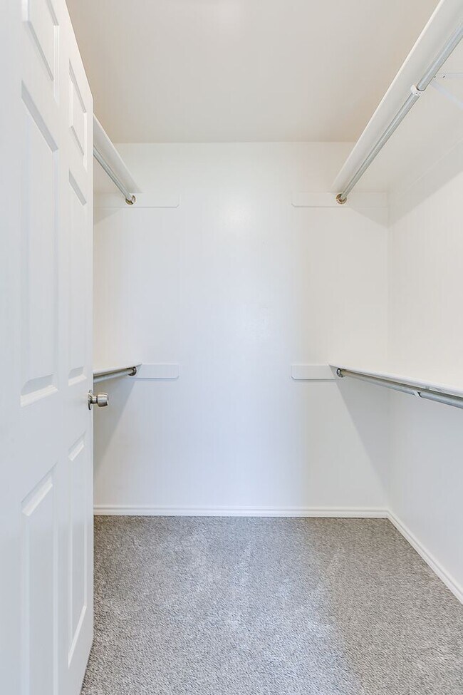 Building Photo - Updated 3 Bedroom Home For Lease!!