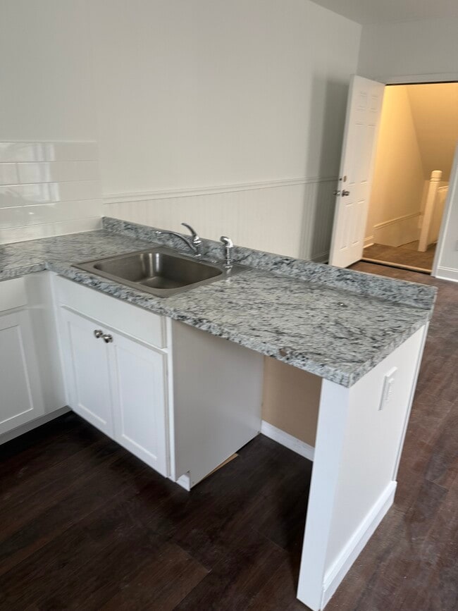 Building Photo - 2145 N Van Pelt St