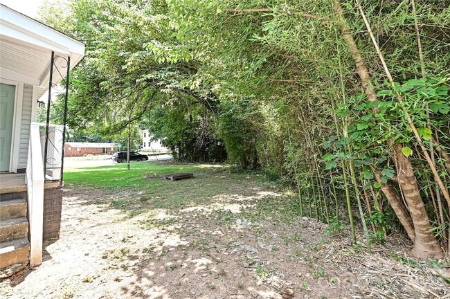 Building Photo - 3429 Tappan Pl