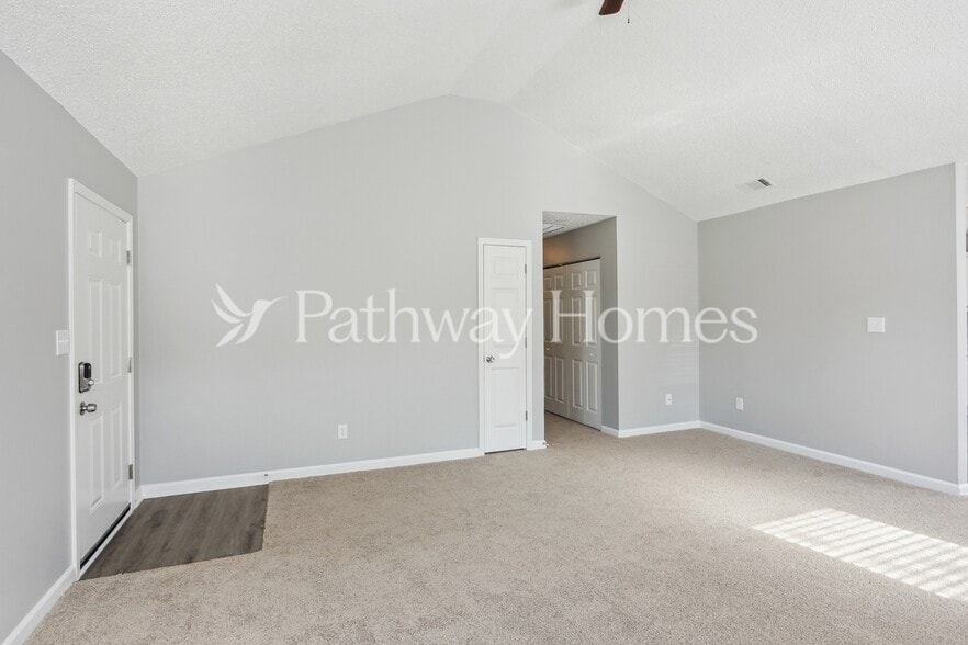 Building Photo - 449 Eagles Nest Way