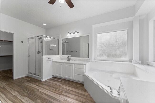 Building Photo - 2333 Stableridge Dr