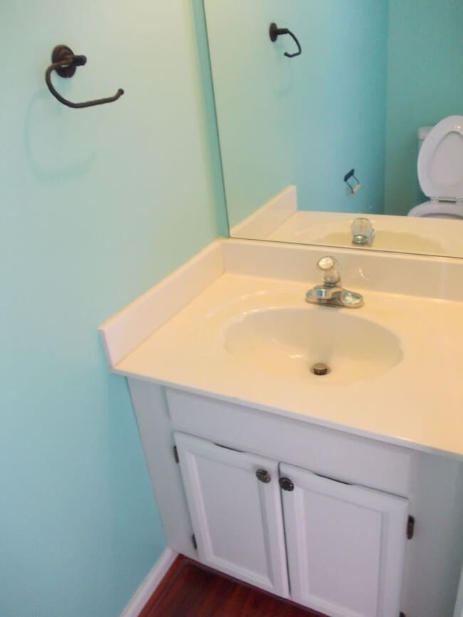 Building Photo - COMING SOON!!!  Great 3 Bed + Bonus 2 Story home in Weddington Woods