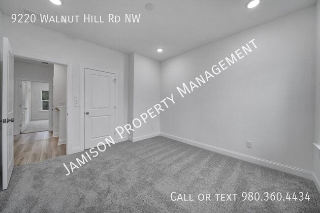 Building Photo - 9220 Walnut Hl Rd NW
