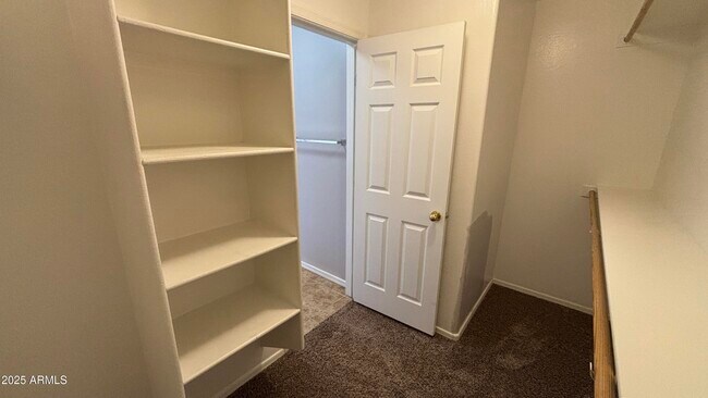 Building Photo - 14719 W Poinsettia Dr