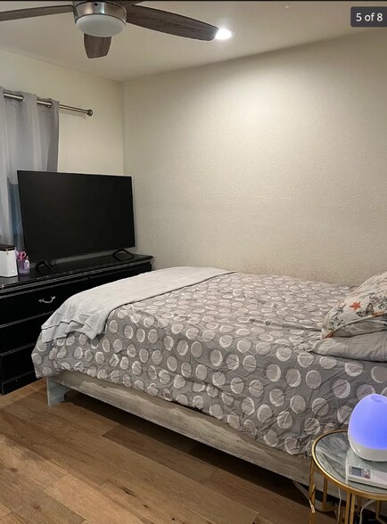 Building Photo - 900 Santa Cruz Dr