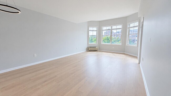 Building Photo - 4 Constellation Pl