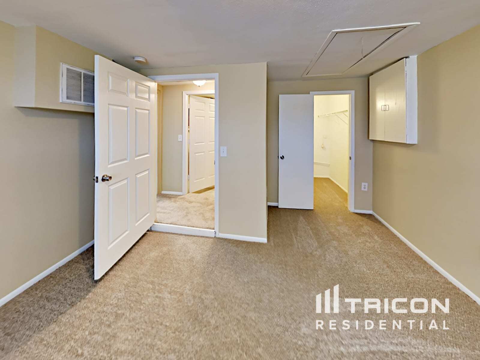 Building Photo - 3679 Rockaway Dr