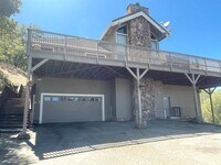 Building Photo - $5495 - Large Gorgeous 3/2 Tri-Level Home ...