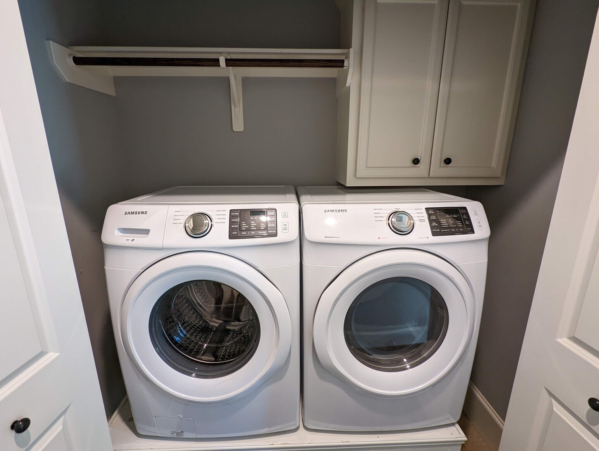 Building Photo - 722 E 29th St