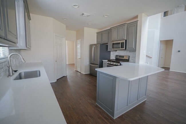 Building Photo - 21010 Silver Rawls Ln