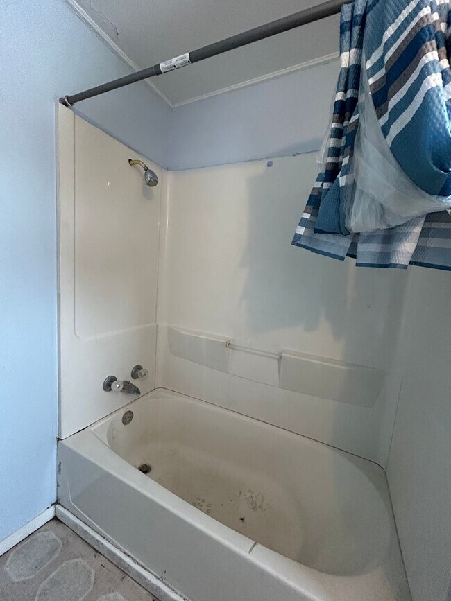 Building Photo - 111 S Wood St