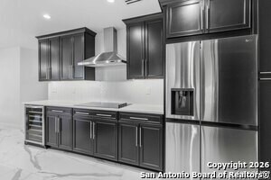 Building Photo - 107 Oak Crest