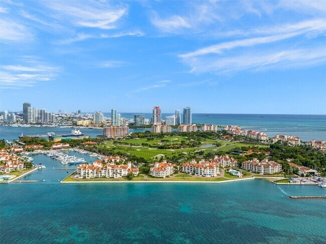 Building Photo - 2332 Fisher Island Dr