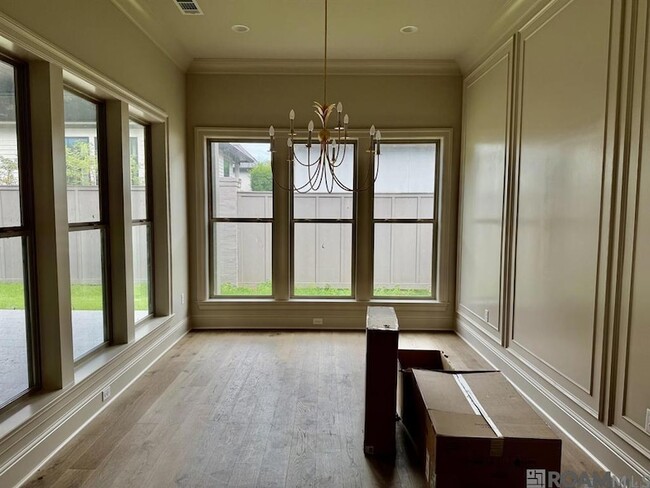 Building Photo - 2109 Stableford Ln