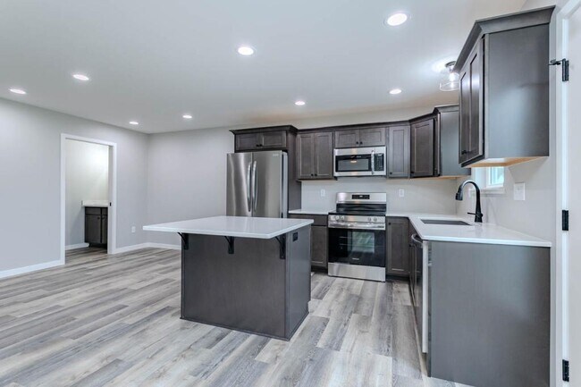 Building Photo - 3506 Green Pastures Ln