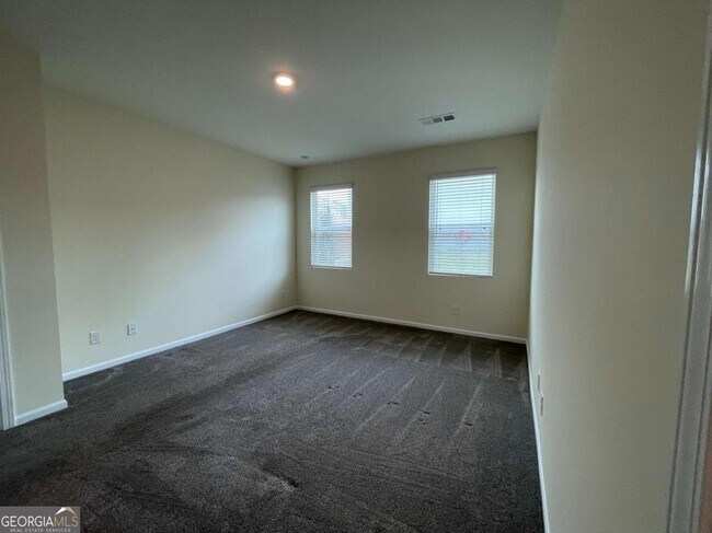 Building Photo - 78 Rapps Ave