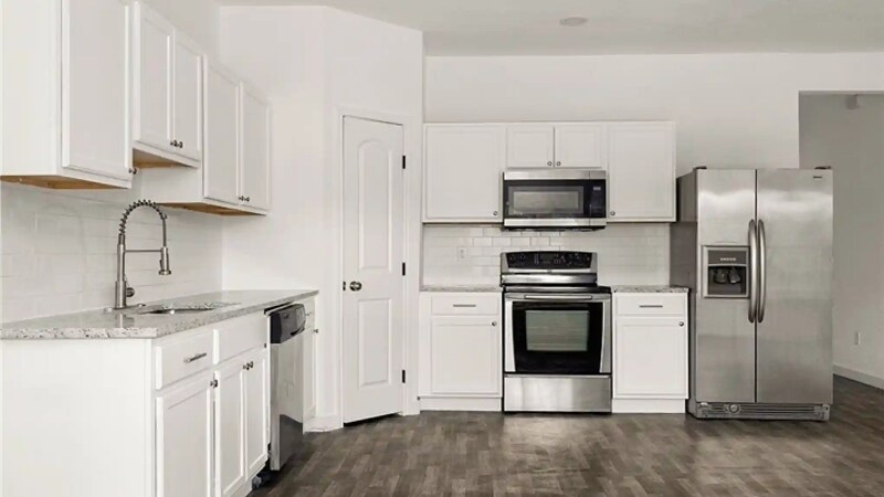 Building Photo - 1063 Sleepy Hollow Ln