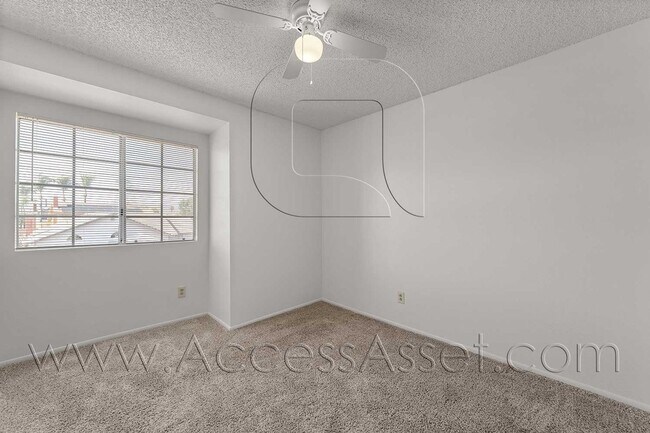 Building Photo - Charming 3 Bed/2.5 Bath Home With A Spacious Backyard And 3-Car Garage in Lake Elsinore!