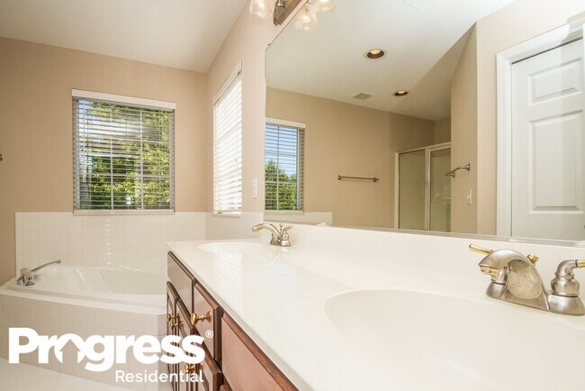 Building Photo - 1508 Stoner Valley