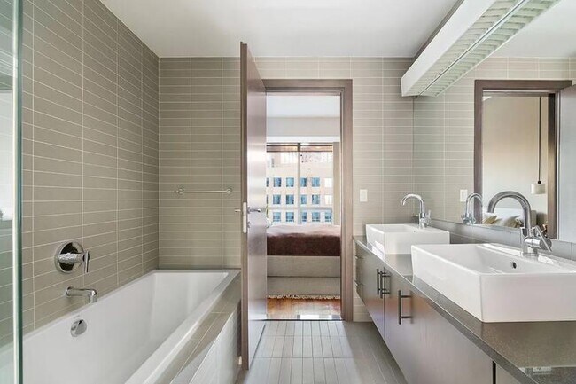 Building Photo - 2 bedroom in Brooklyn NY 11201