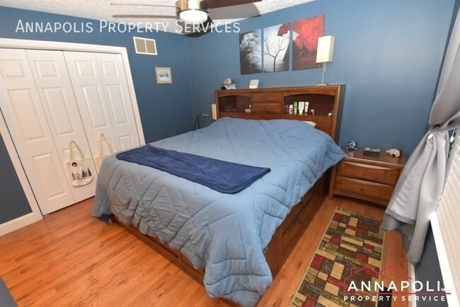 Building Photo - 403 Edgemere Dr