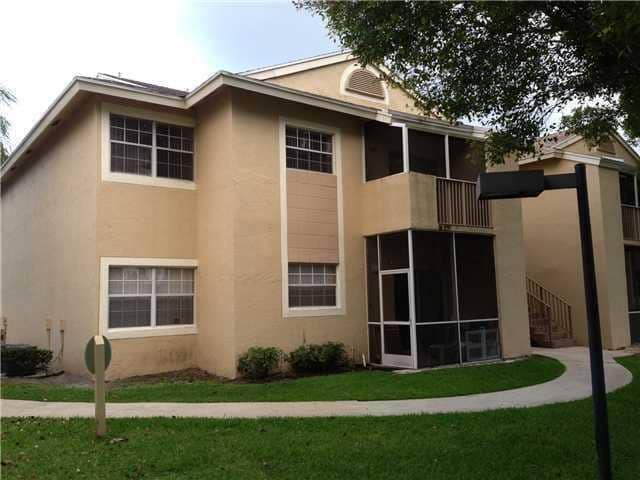 Building Photo - 640 Cypress Club Way