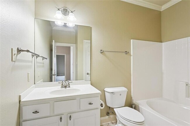 Building Photo - 108 Valiant Ln