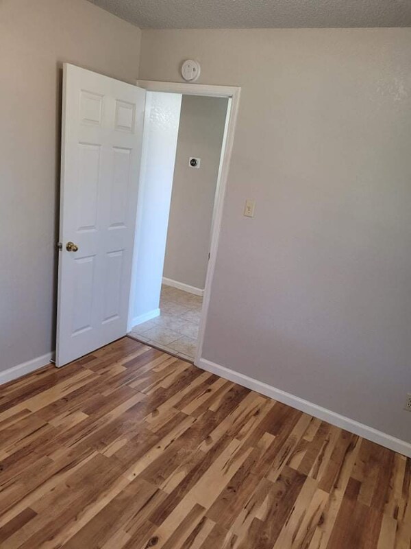 Building Photo - 1608 Bobby Lee Dr