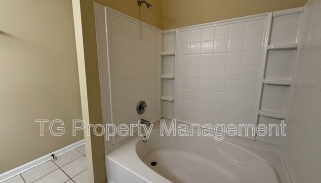 Building Photo - 13492 Sunstone St