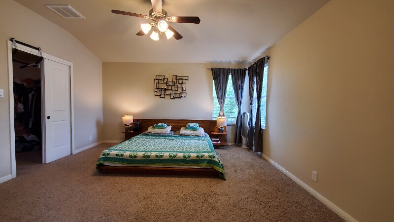 Building Photo - 8812 White Ibis Dr
