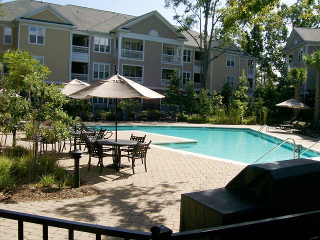 Building Photo - 400 Bucksley Ln