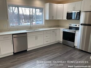 Building Photo - 36 Park Ave