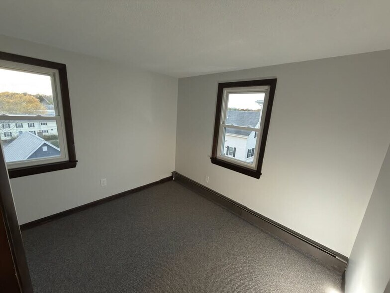 Building Photo - 28 Millett St