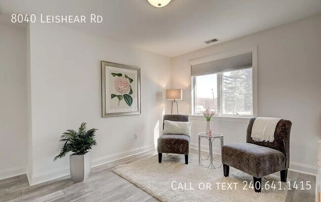 Building Photo - 8040 Leishear Rd