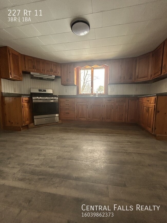 Building Photo - 227 Rt 11 -