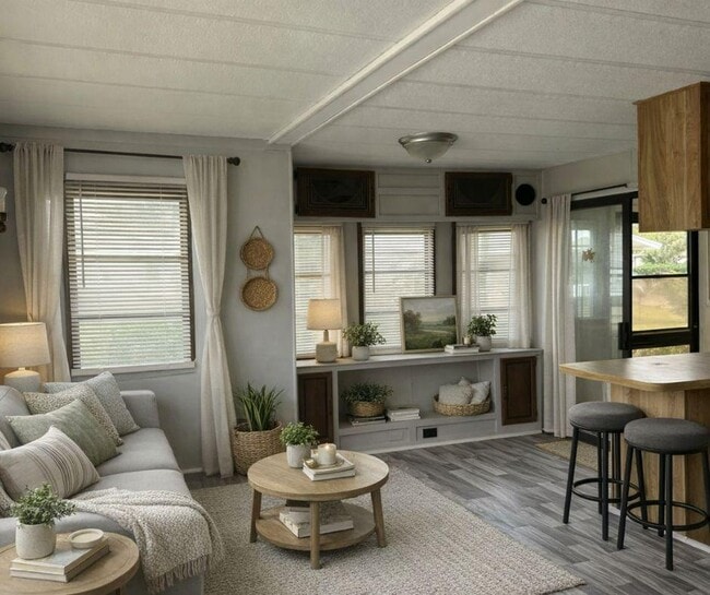 Building Photo - 16731 US-301