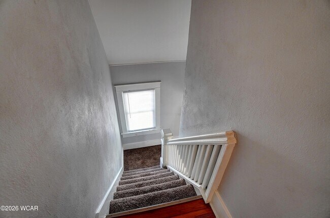 Building Photo - 961 S West St