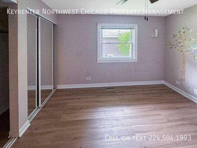 Building Photo - 1028 Tiverton Ct