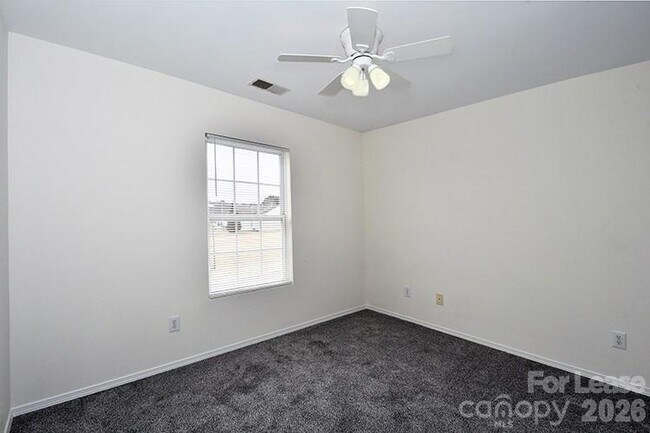 Building Photo - 8629 Buckhorn St