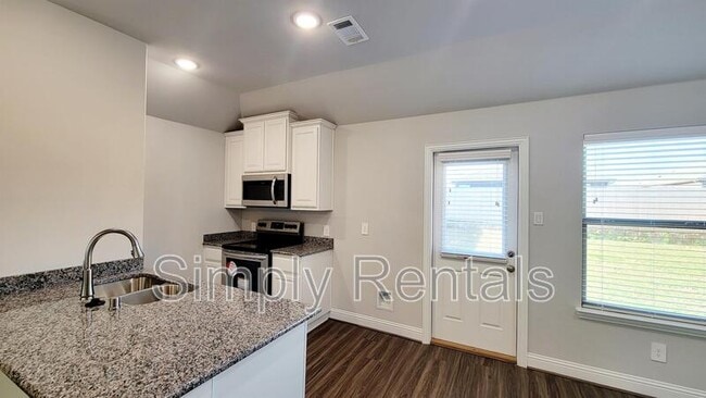 Building Photo - Brindle Dr. 1417