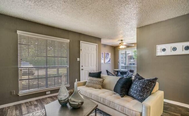 Building Photo - 1 bedroom in Fort Worth TX 76120