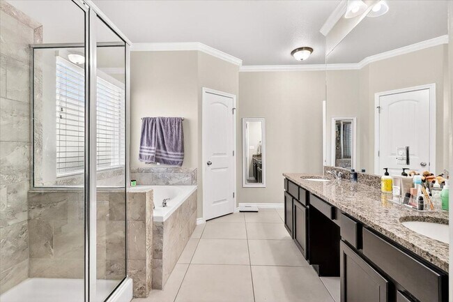 Building Photo - 7841 Fort Griffen Dr