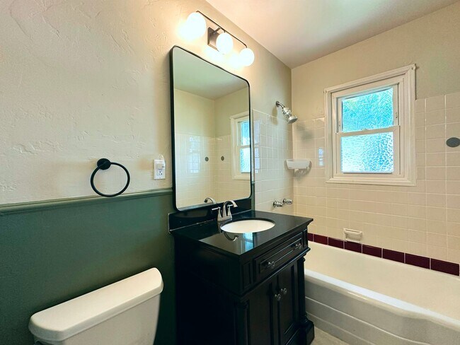 Building Photo - Welcome to your new home located centrally...