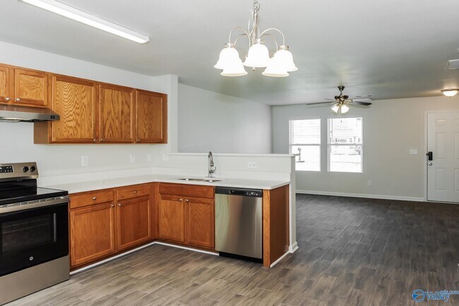 Building Photo - 120 Wethersfield Dr