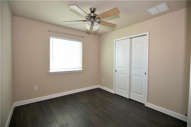 Building Photo - 46 Churchill Farms Dr