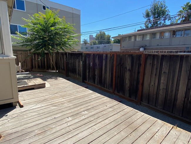 Building Photo - Charming & Bright 3 Bedroom 1 Bathroom Home Walking Distance to SJSU