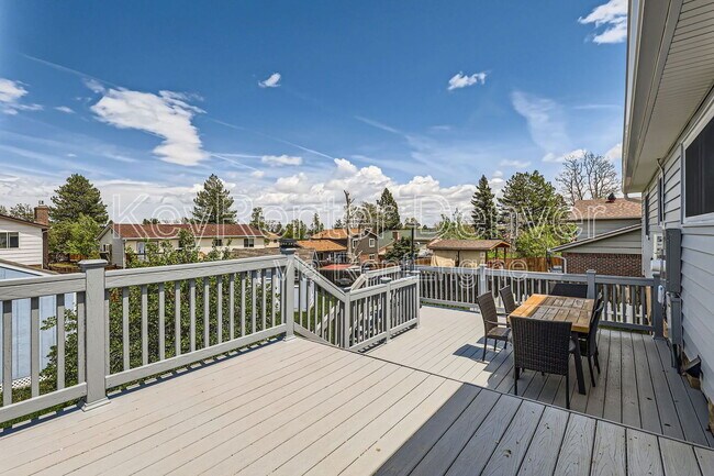 Building Photo - 15071 E Utah Pl