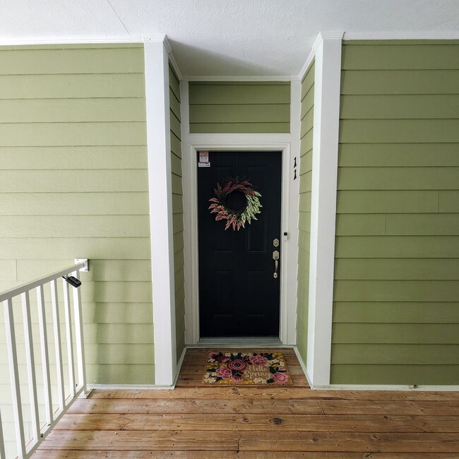 Building Photo - Lenox Village Apartment